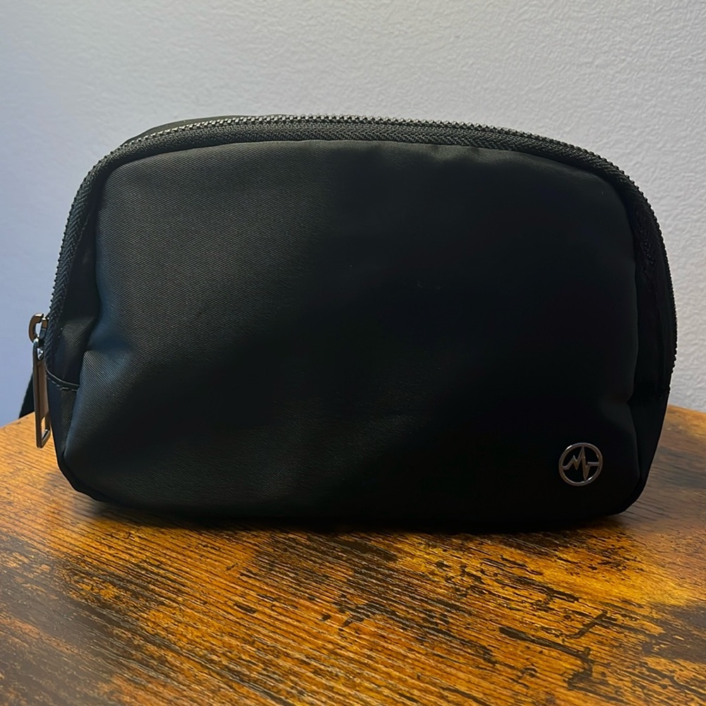 Pander Belt Bag